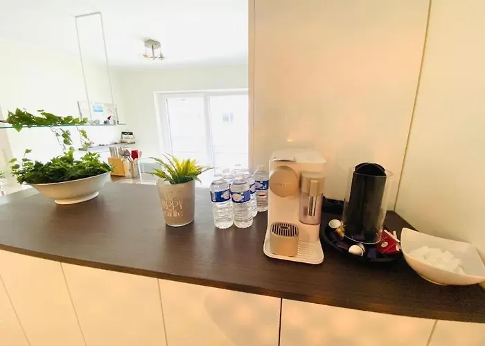 Appartement Airy And Spacious 3 Bedroom W Terrace&parking *